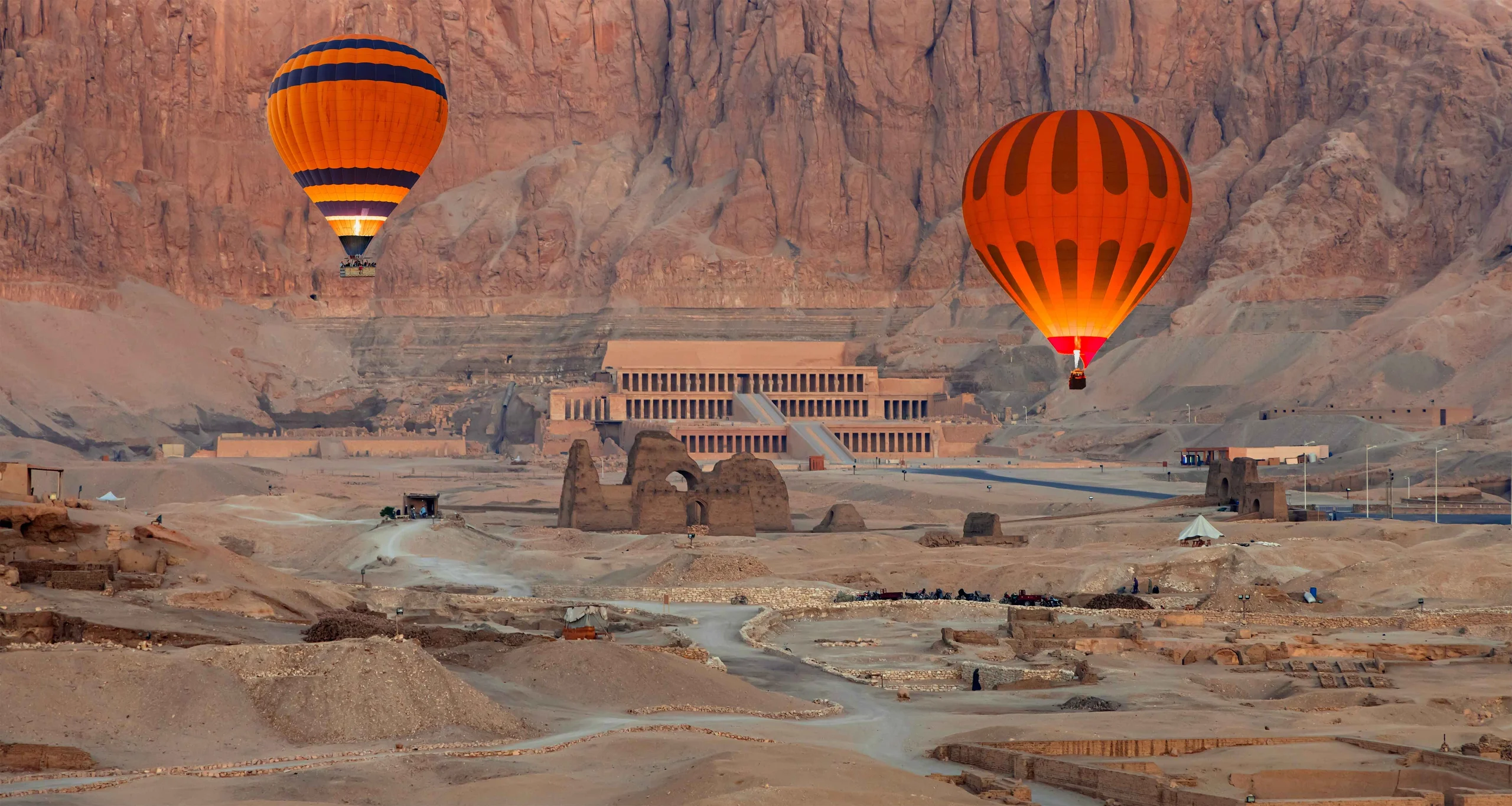 Hot Air Balloon in Luxor 